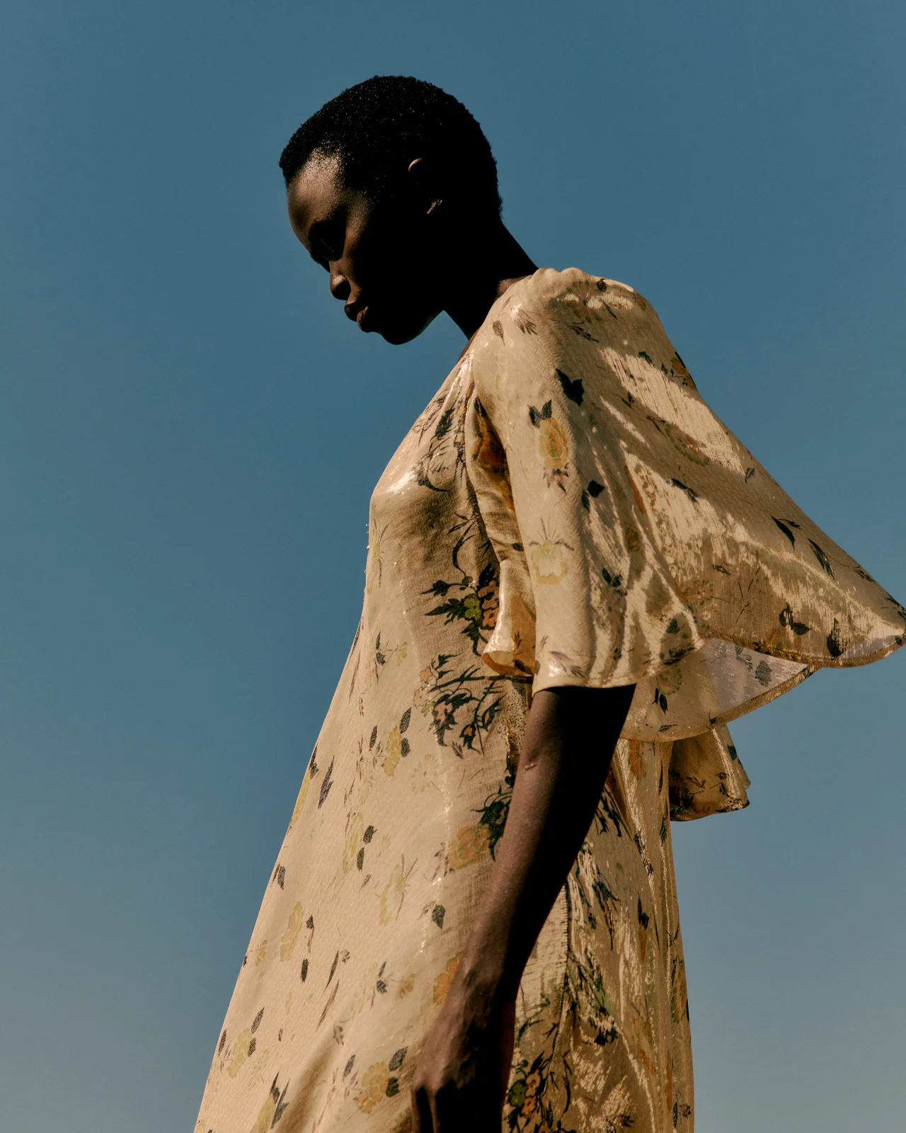 Vestido dorado largo en seda lúrex estampada | MES DEMOISELLES....jpg Vestido dorado largo en seda lúrex estampada