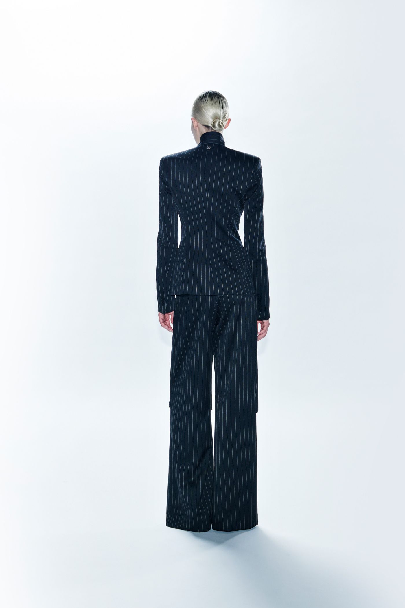 americana entallada dipllomatica 3 blazer de rayas de corte masculino.