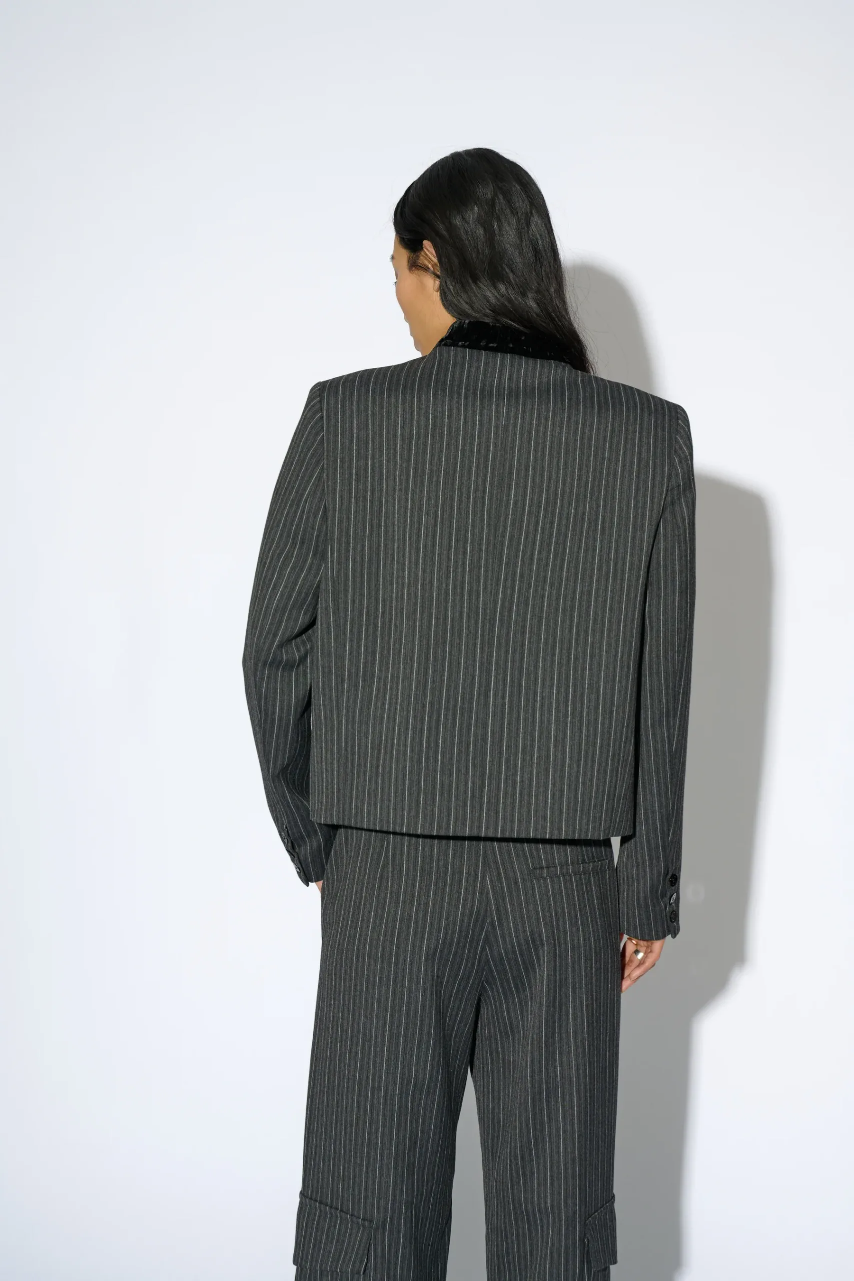 BLAZER ARANTXA RAYA GRIS5.jpg Blazer Arantxa rayas badits
