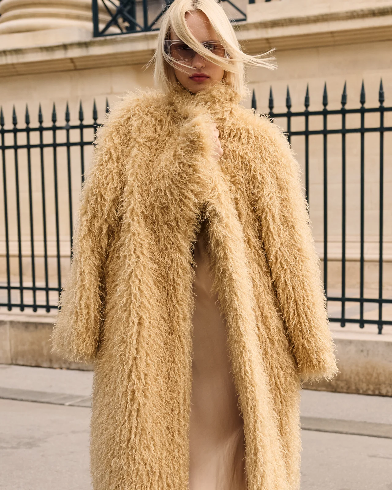 Abrigo de pelo Mabel | MESDEMOISELLES PARIS 33.jpg Abrigo de pelo Mabel | MESDEMOISELLES PARIS