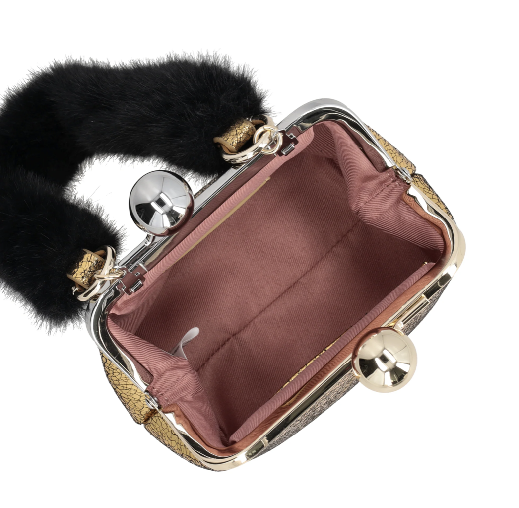 Bolso clutch pequeño Clarisse dorado con efecto craqueladotoscablu 44 Bolso clutch pequeño Clarisse dorado con efecto craquelado. TOSCABLU